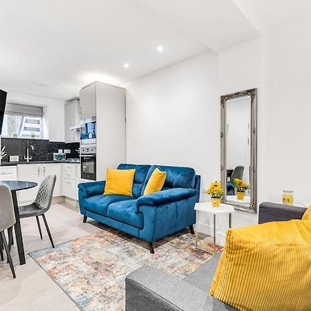Luxstay Holland Park Apartment With Ac London Exterior photo